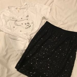 Perfect holiday outfit with Sequin skirt & t-shirt